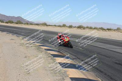 media/Dec-01-2025-Moto Forza (Mon) [[2daa91e15f]]/2-Intermediate Group/Session 4 (Turn 10 Inside)/